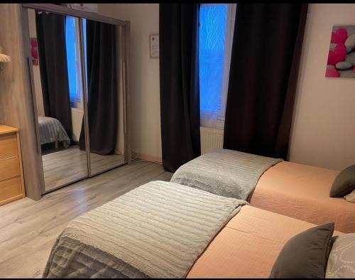 Dieppe House | Chambre julia lits séparés