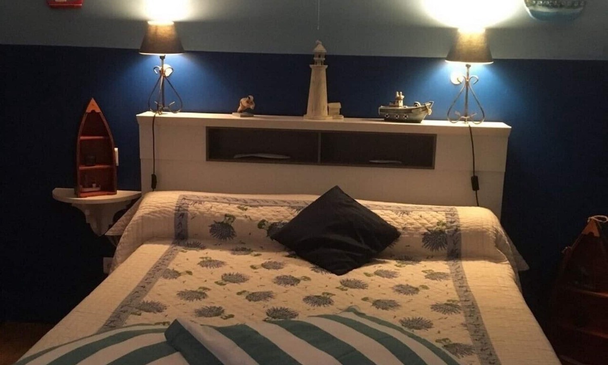 Ferrals-les-Corbieres Bed & Breakfast | Chambre marine la maison de josepha