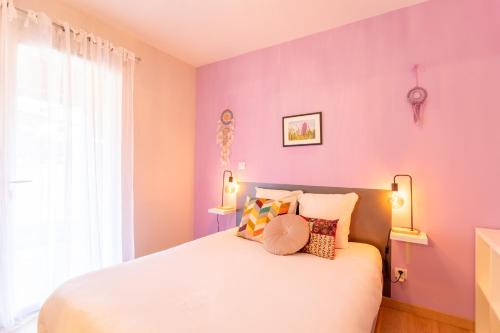 Aroue-Ithorots-Olhaiby Bed & Breakfast | Chambre - Orchis