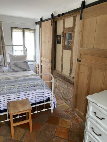Ouilly-du-Houley House | Chambre privée autonome