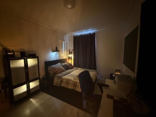 Renens House | Chambre privée cosy à 30s de la gare de Renens
