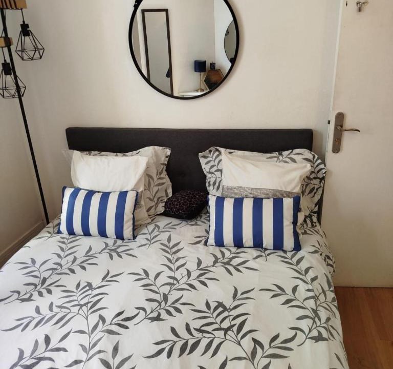 Chaillot Apartment | Chambre privée dans un appartement partagé, à 200m des Champs Elysees et de l'Arc de Triomphe
