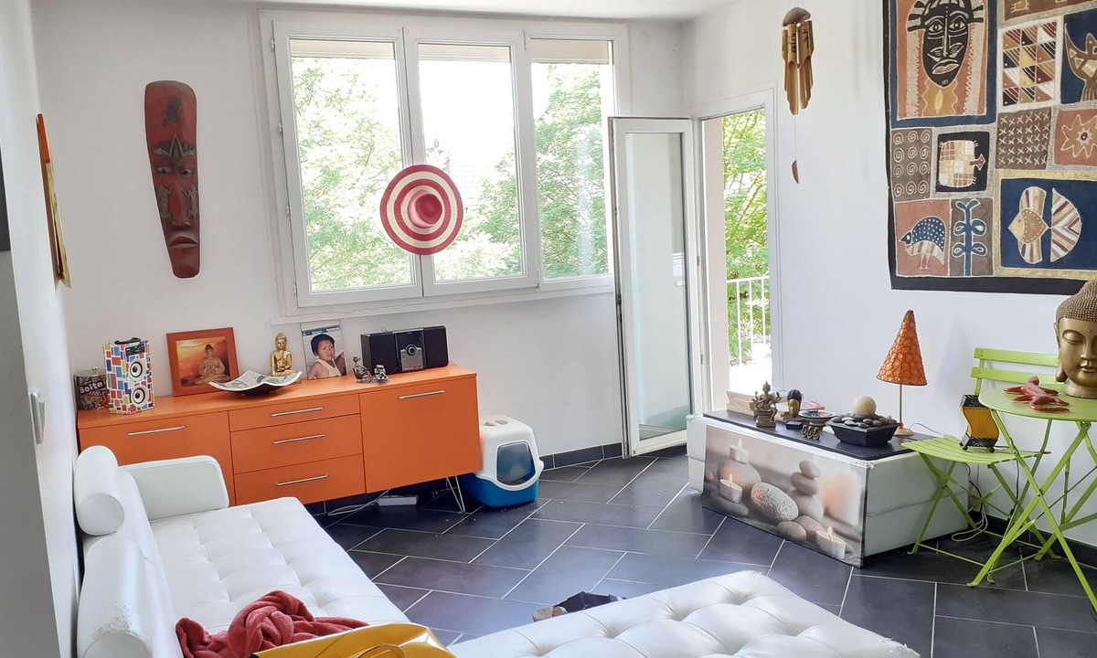 Up 1.5 Saint-Ferreol Bed & Breakfast | Chambre Privee Dans Appartement