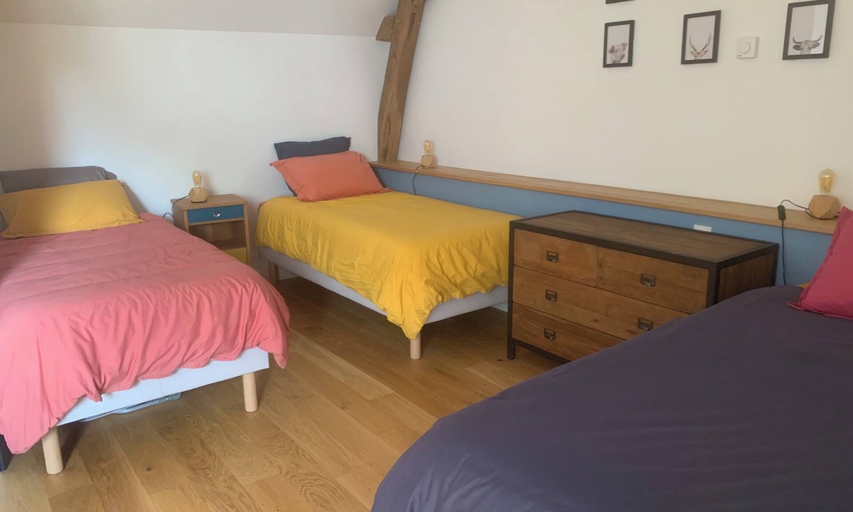 Quelaines-Saint-Gault Bed & Breakfast | Chambre Spacieuse au Coeur de la Nature Mayennaise