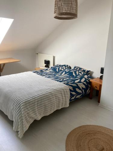 La Chapelle-sur-Erdre House | Chambre sympa