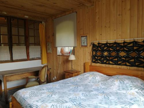 Saint-Julien-la-Vetre Bed & Breakfast | Chambre tranquille avec salle de bain privative