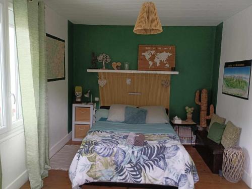 Pontcharra House | chambre vue Chartreuse