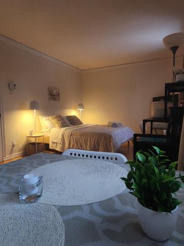 Longueuil House | Chambre Zen, Résidence paisible près de Montréal