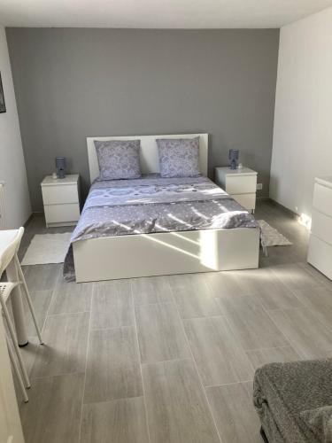 Cholet House | Chambres comme un petit logement