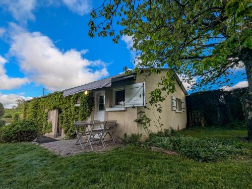 Chatillon-sur-Indre Bed & Breakfast | Chambres d'hôtes Anne, Marie Davaillon, Chambre Cerise