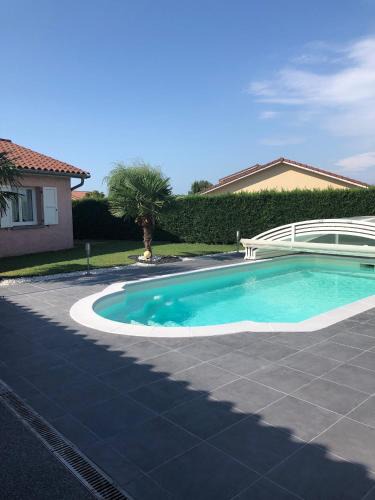 Montmerle-sur-Saone Bed & Breakfast | Chambres d'Hôtes Chez Florence