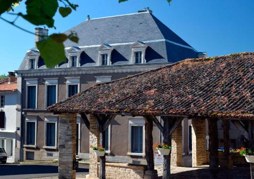 Pamproux Bed & Breakfast | Chambres d'hôtes Coté Halles