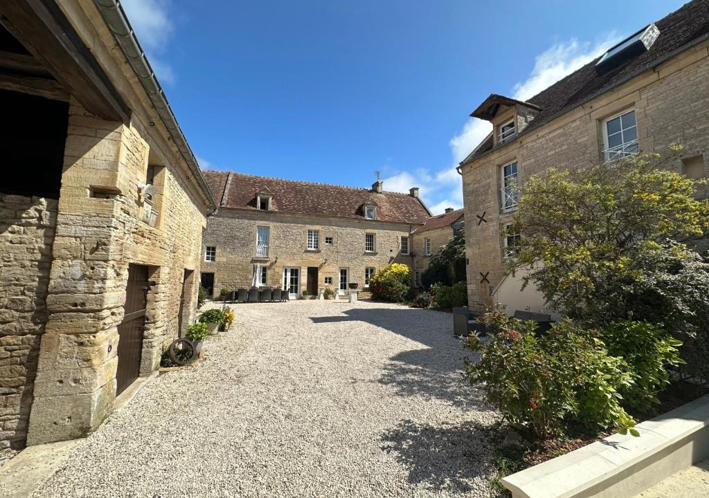Thaon Bed & Breakfast | Chambres d’hôtes de l’Ancienne Auberge