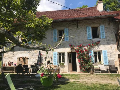 Ceyzerieu Bed & Breakfast | Chambres d'hôtes des Deux Lacs