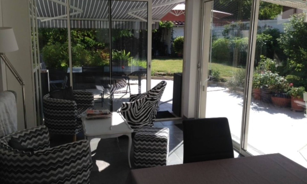 Mazeres Bed & Breakfast | Chambres d'hôtes des Tourelles