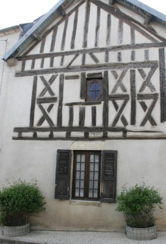 Annay-sur-Serein Bed & Breakfast | Chambres d'Hôtes de La Vallée Du Serein