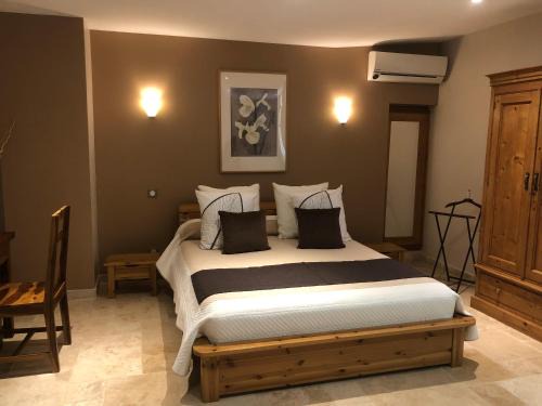 Loriol-du-Comtat Bed & Breakfast | Chambres d'Hôtes La Chrysalide