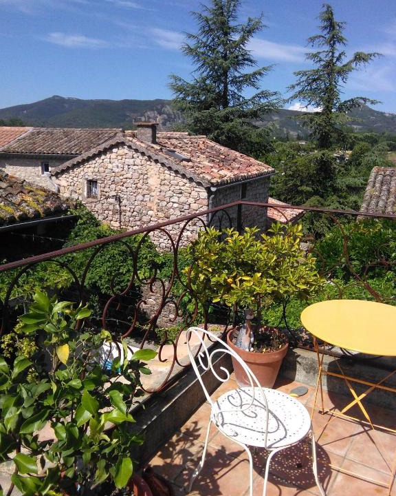 Vallon-Pont-d'Arc House | chambres d'hôtes du chat perché
