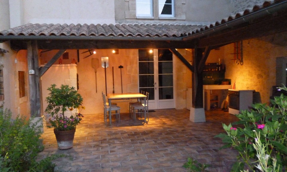 Soulignac House | Chambres d'hôtes Le Bourdieu