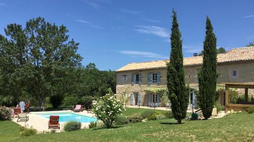 Senouillac Bed & Breakfast | Chambres d'Hôtes Le Val de la Garenne