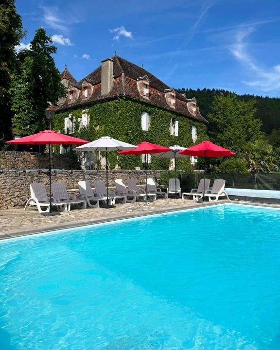 Tour-de-Faure Bed & Breakfast | Chambres d'hôtes Maison Redon