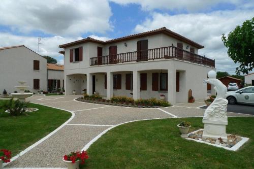 Cozes Bed & Breakfast | Chambres d'Hôtes Mazurier