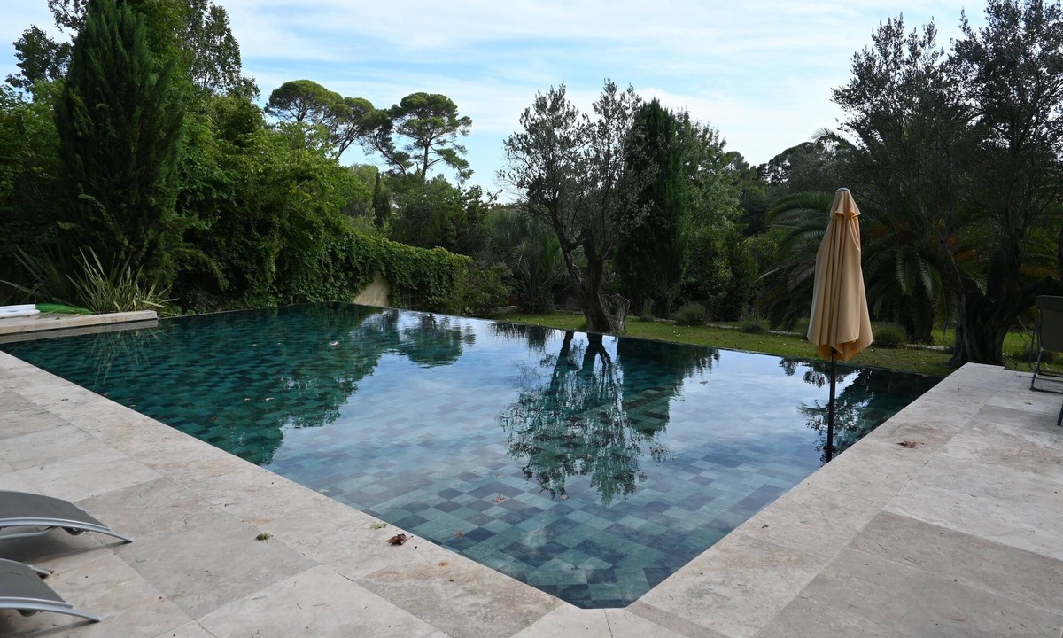 Malbosc Bed & Breakfast | Chambres D'hôtes Sous L'olivier