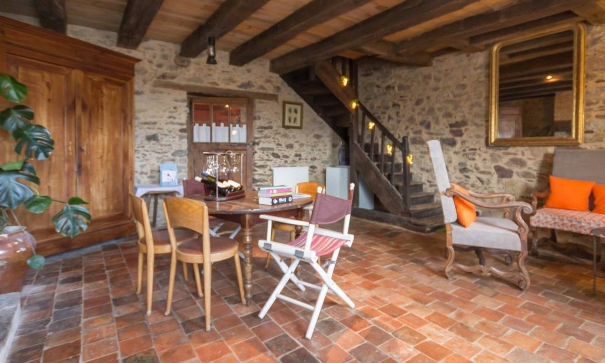 Monnieres House | Chambres d'hôtes - Topaze