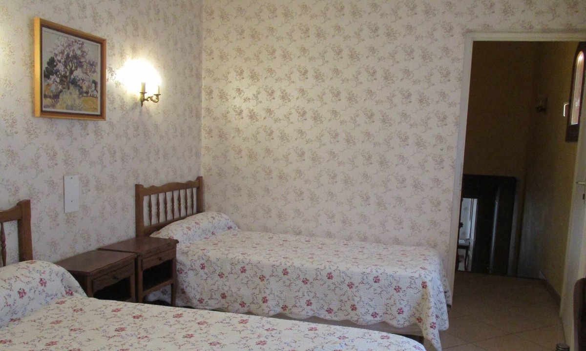 Valros House | Chambres D'hôtes Twin