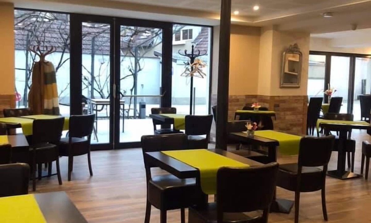 Benfeld House | Chambres d'Hotes La Vignette