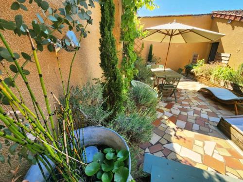 Saint-Sauveur-en-Puisaye House | Chambres d'hôtes - la Puysæ