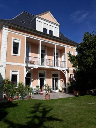 Bagneres-de-Bigorre Bed & Breakfast | Chambres Rue De Lorry