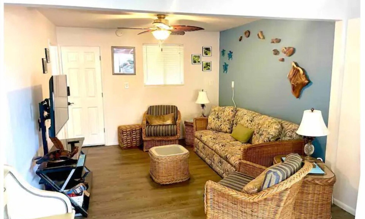 Ocean View Apartment | Chameleon Suite Ocean Views Kitchen Volcano NP