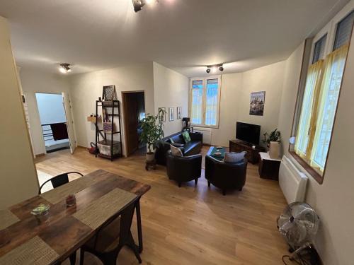 Ay Apartment | Champagne & Grand Cru