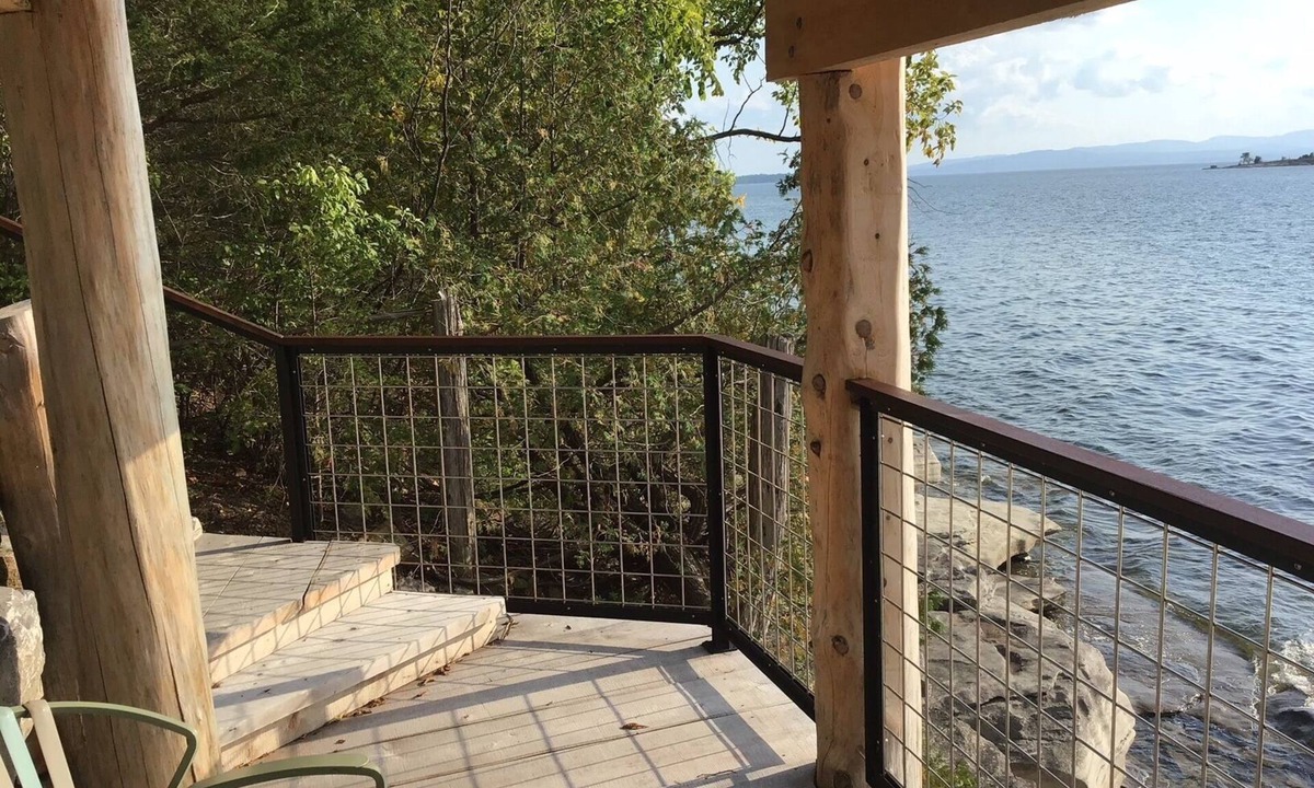 South Hero House | Champlain Escape to the Lake!