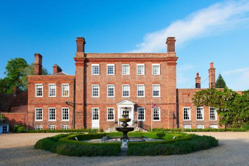 Clifton Hotel | Champneys Henlow