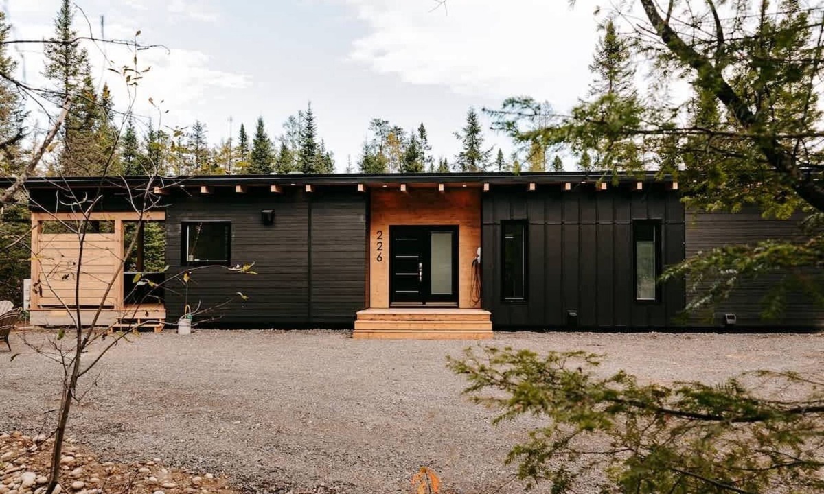 Saint-David-de-Falardeau Ski Chalet | Chance | Tavata Chalets | Spa and Relaxation
