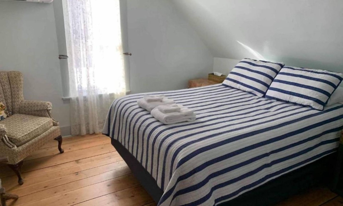 Goshen House | Chandler/Brook Road Inn