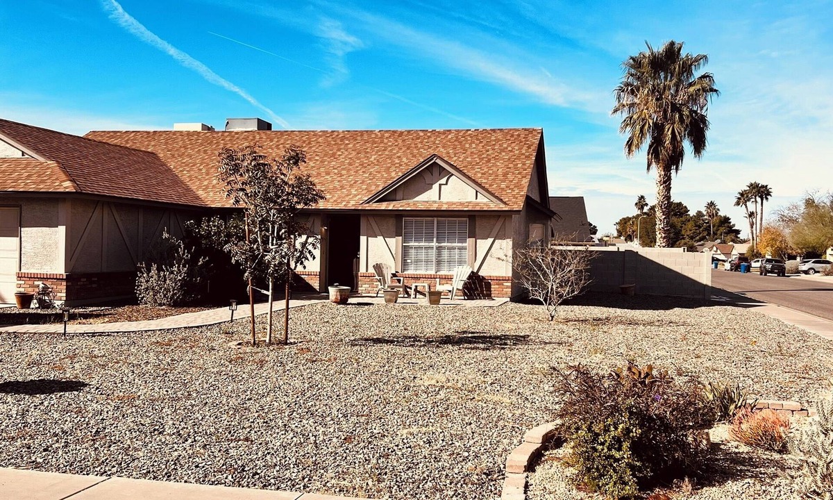 Chandler House | Chandler West Manor, play pool &Patio, Pet friendly sleeps 8