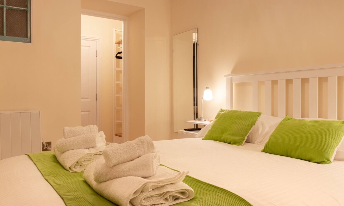 Camelford Bed & Breakfast | Chandlers Lodge B&B