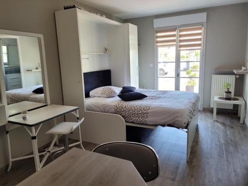 Change Hotel | CHANGÉ, 10mn LE MANS 72