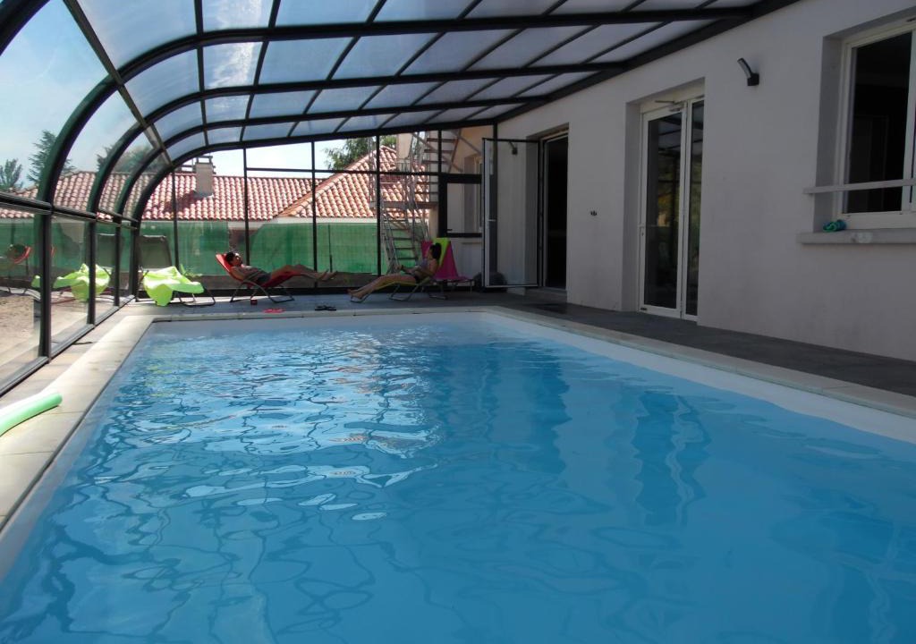 Chatel-Guyon Hotel | Chante Grelet