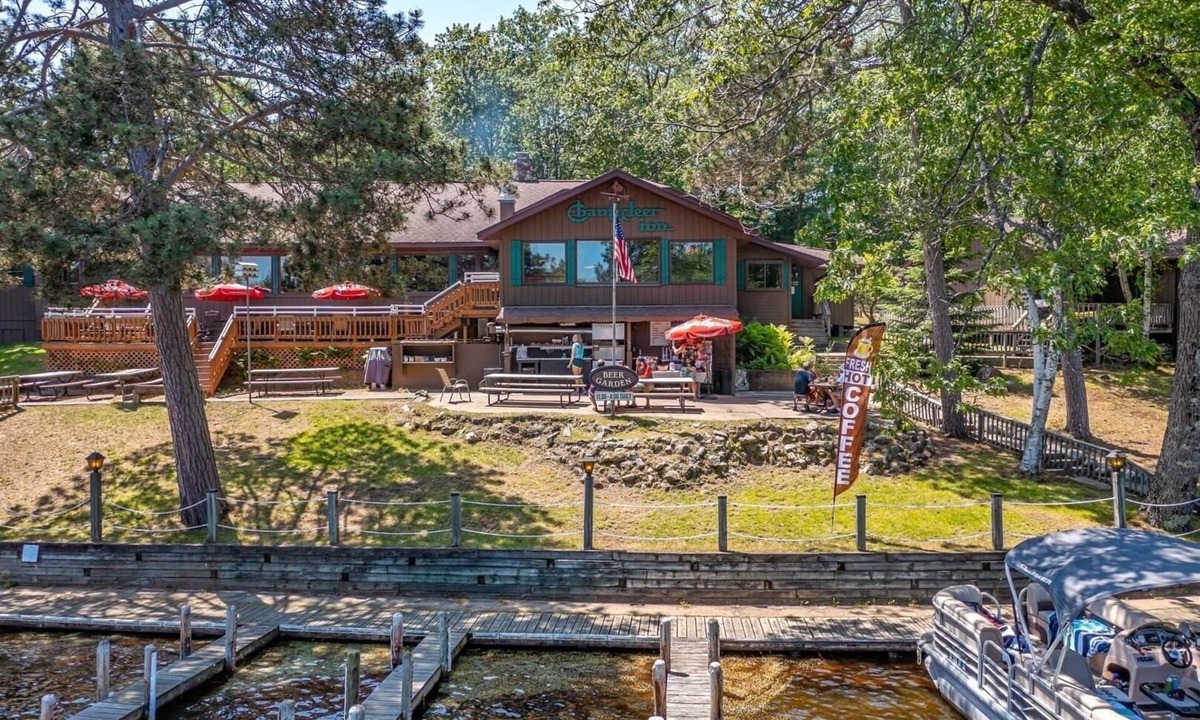 Eagle River Cabin | Chanticleer Inn