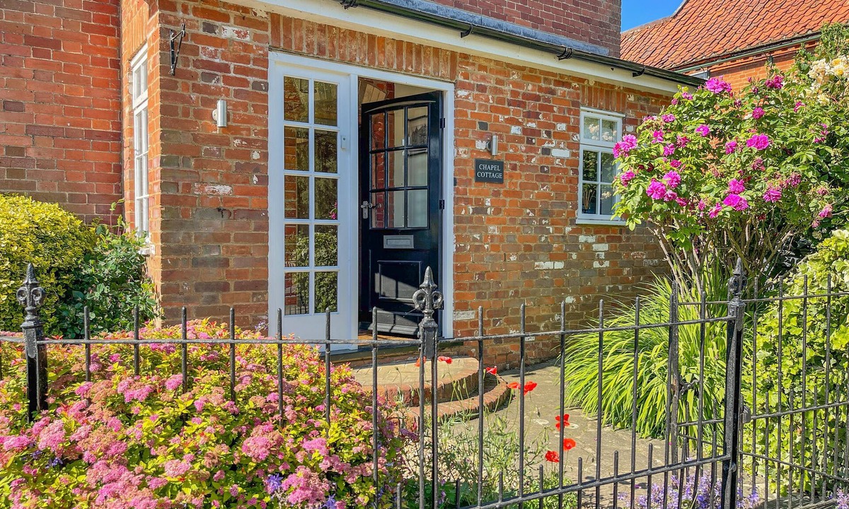 Martlesham Heath Cottage | Chapel Cottage, Newbourne