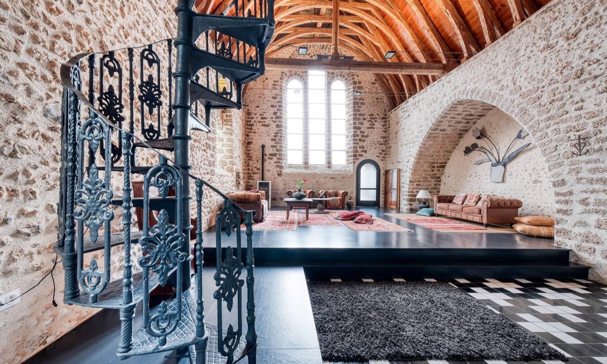 Pontgouin House | Chapelle du 13ème siècle