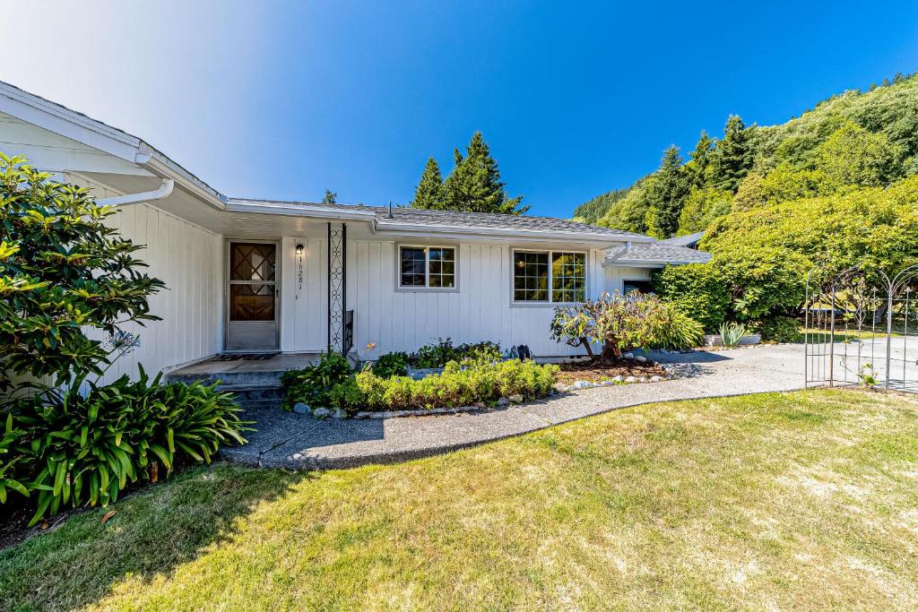 Harbor House | Chapman Lane