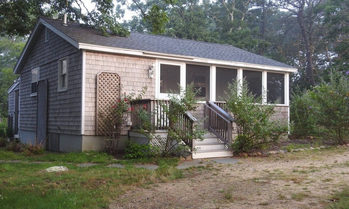 Edgartown Cottage | Chappaquiddick, Cozy 2 Bedroom, October Dates Available!