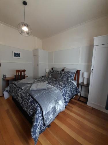 Solway Apartment | Character 1-Bedroom Unit