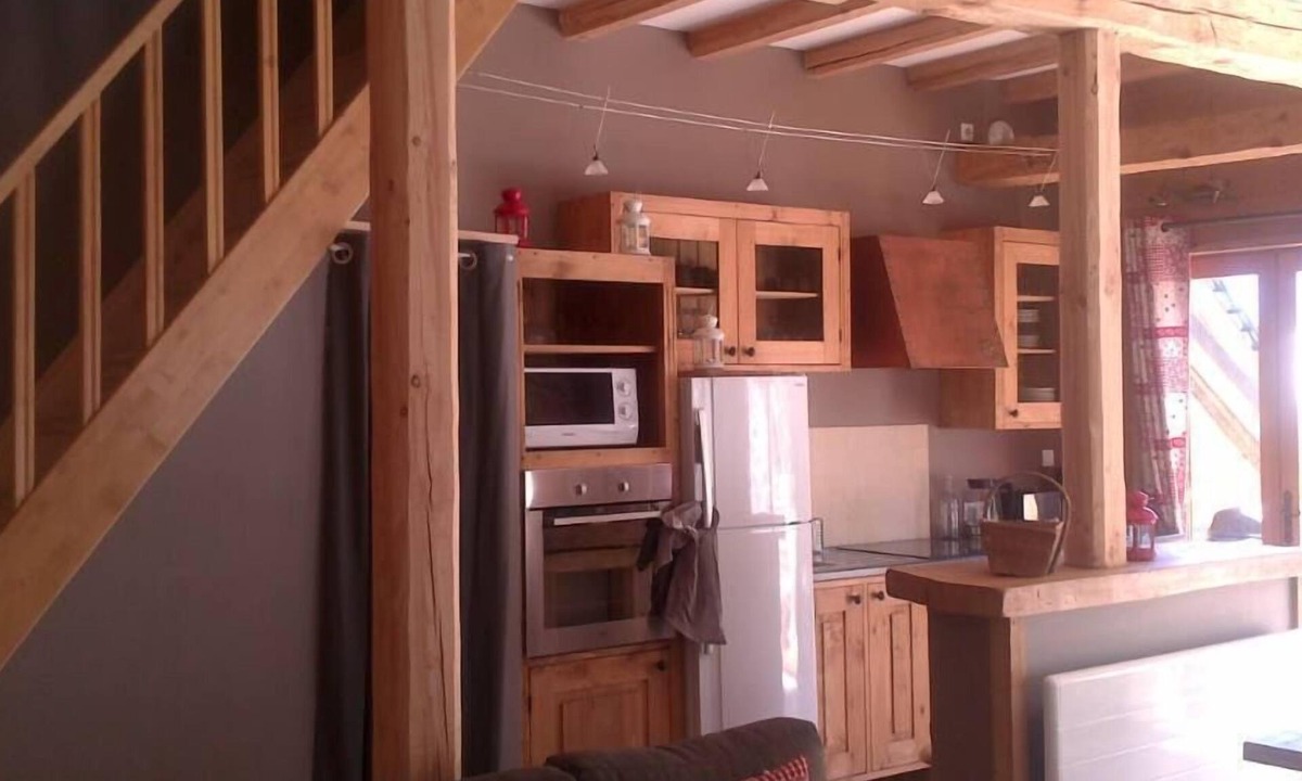 Huez-en-Oisans Apartment | Character apartment - Mountain atmosphere