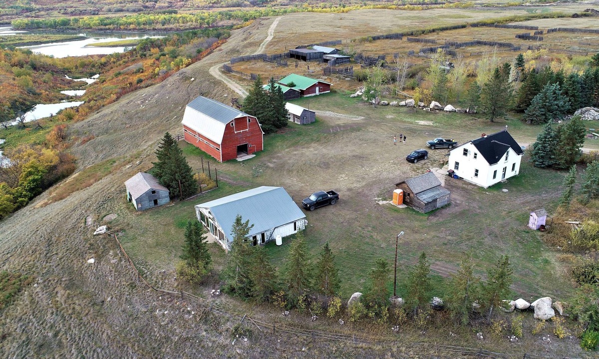North Industrial Other | Character farmhouse set in beautiful countryside